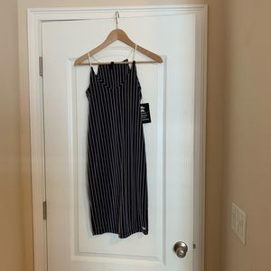 Women’s Hurley Dress Size M